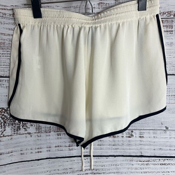 L Academie shorts Womens Sz small Silk Chiffon Elastic waist band Pull on New - Picture 5 of 12
